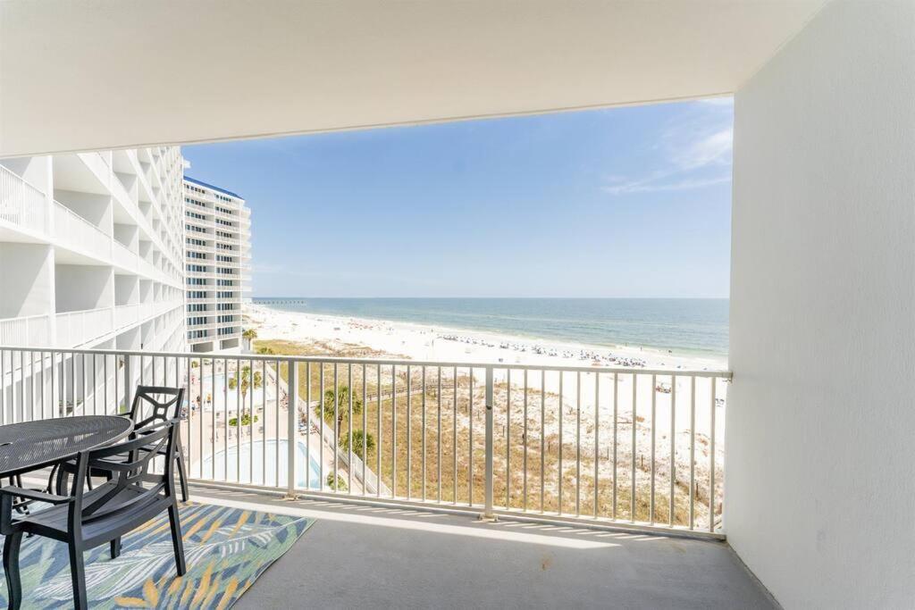 2 Bedroom Lighthouse On The With 2 Outdoor Pools And Heated Indoor Pool Apartment Gulf Shores