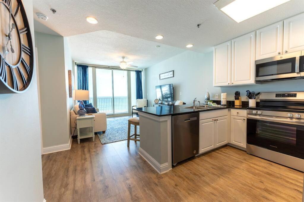 2 Bedroom Lighthouse On The With 2 Outdoor Pools And Heated Indoor Pool
