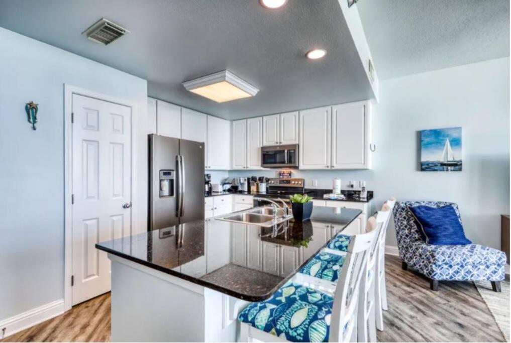 Lighthouse 1115 On The 3br 3ba Holiday home