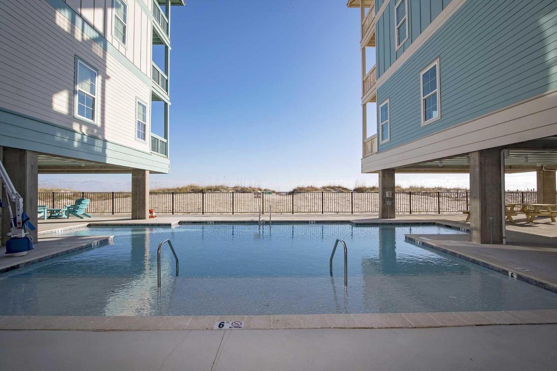 Breezyville Southwest Sea 12br *