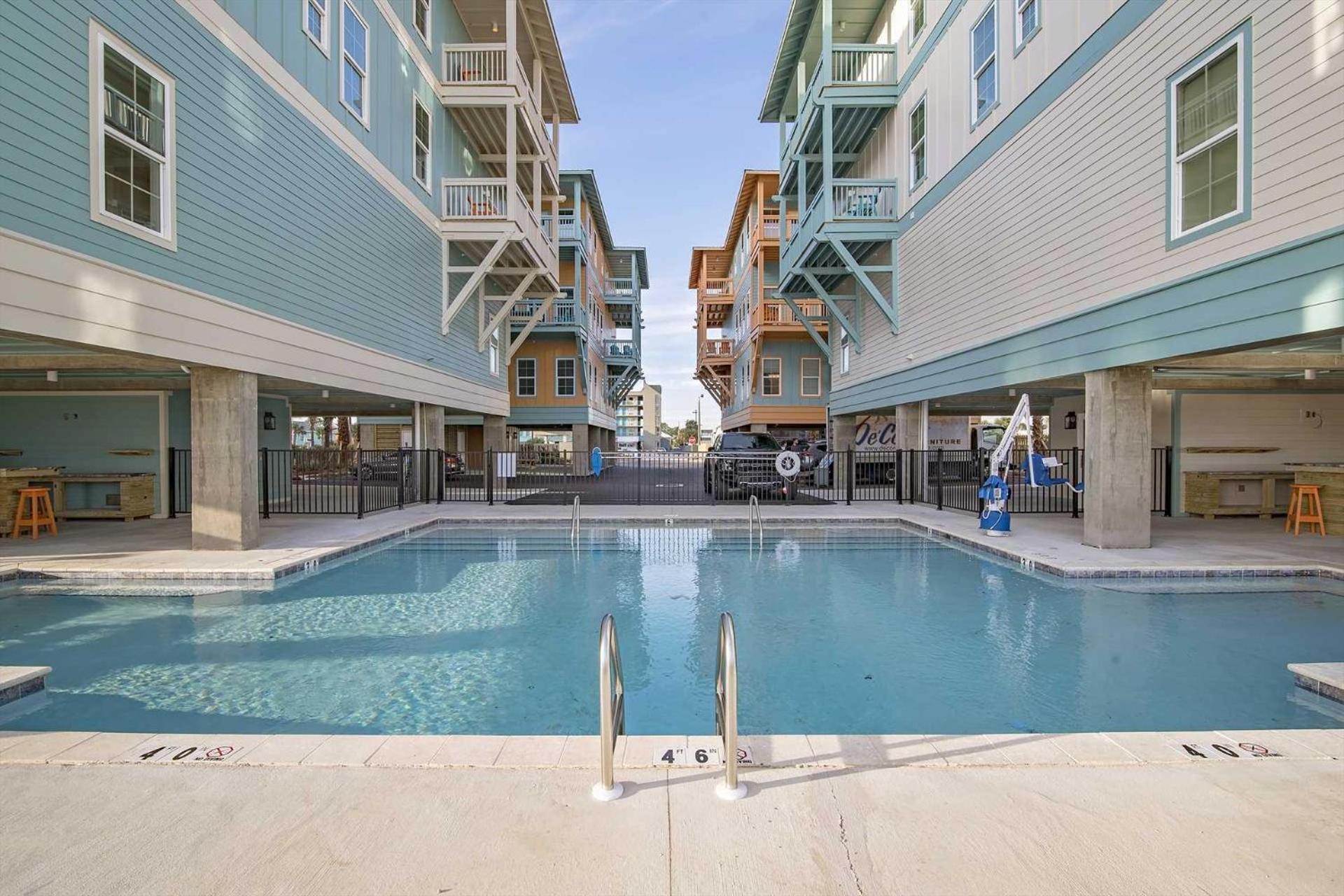 Breezyville Southwest Sea 12br Holiday home