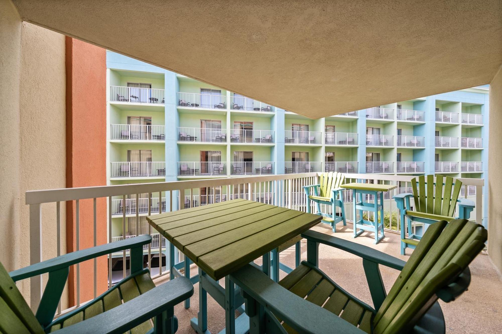 Harbor Place 310 *