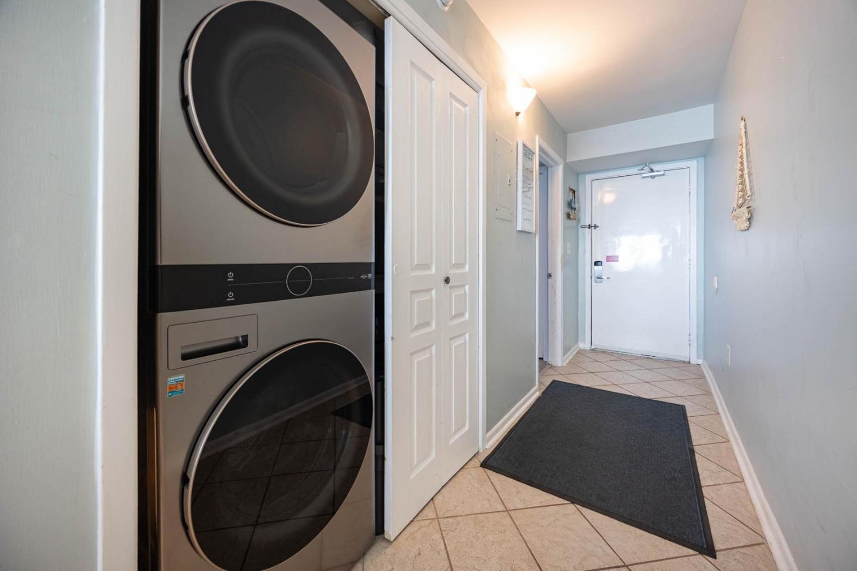 Apartment Island Winds West 578