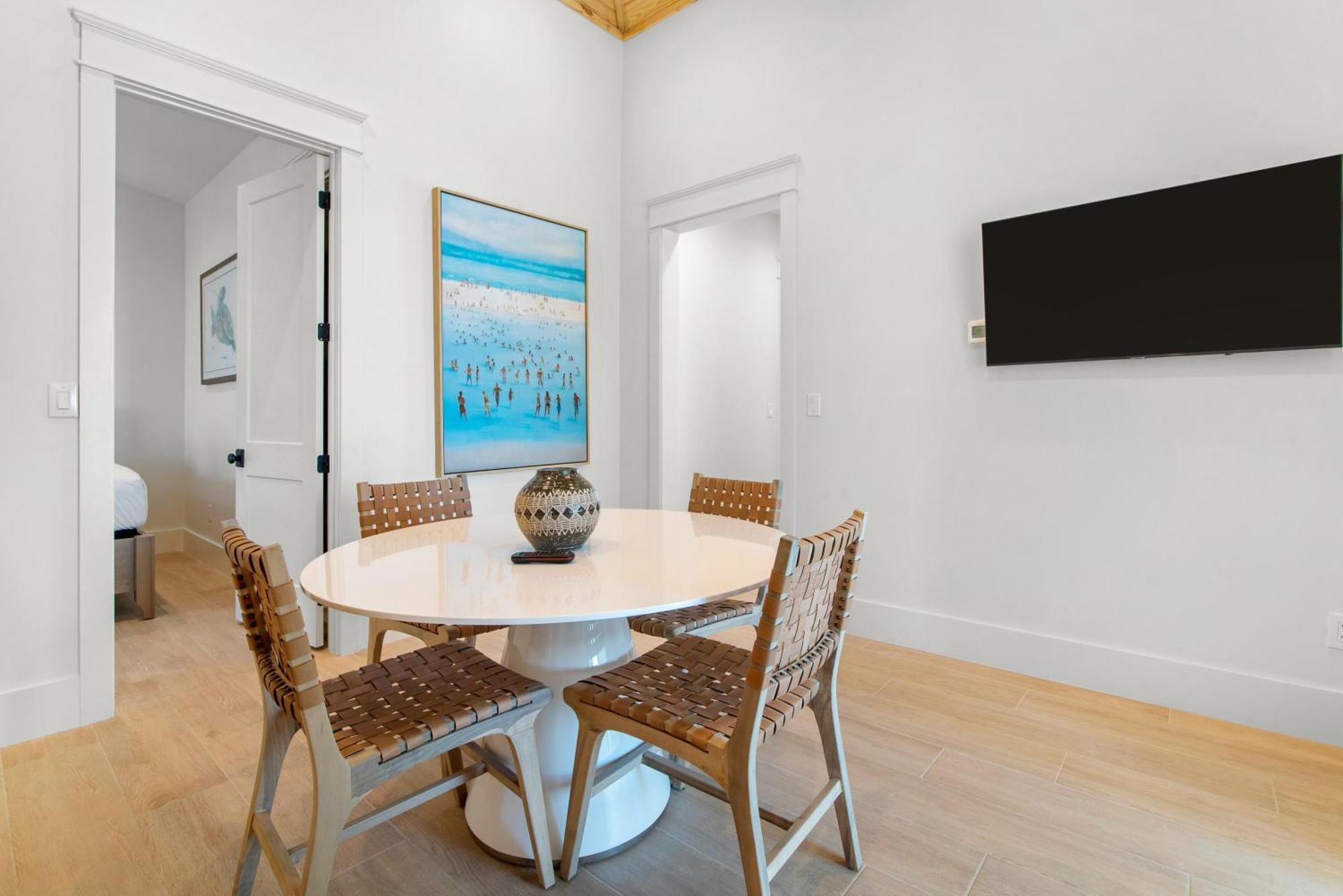 Seaside West 12 Bdrm, 11,5 Bath, Private Pools, Sleeps 36 *