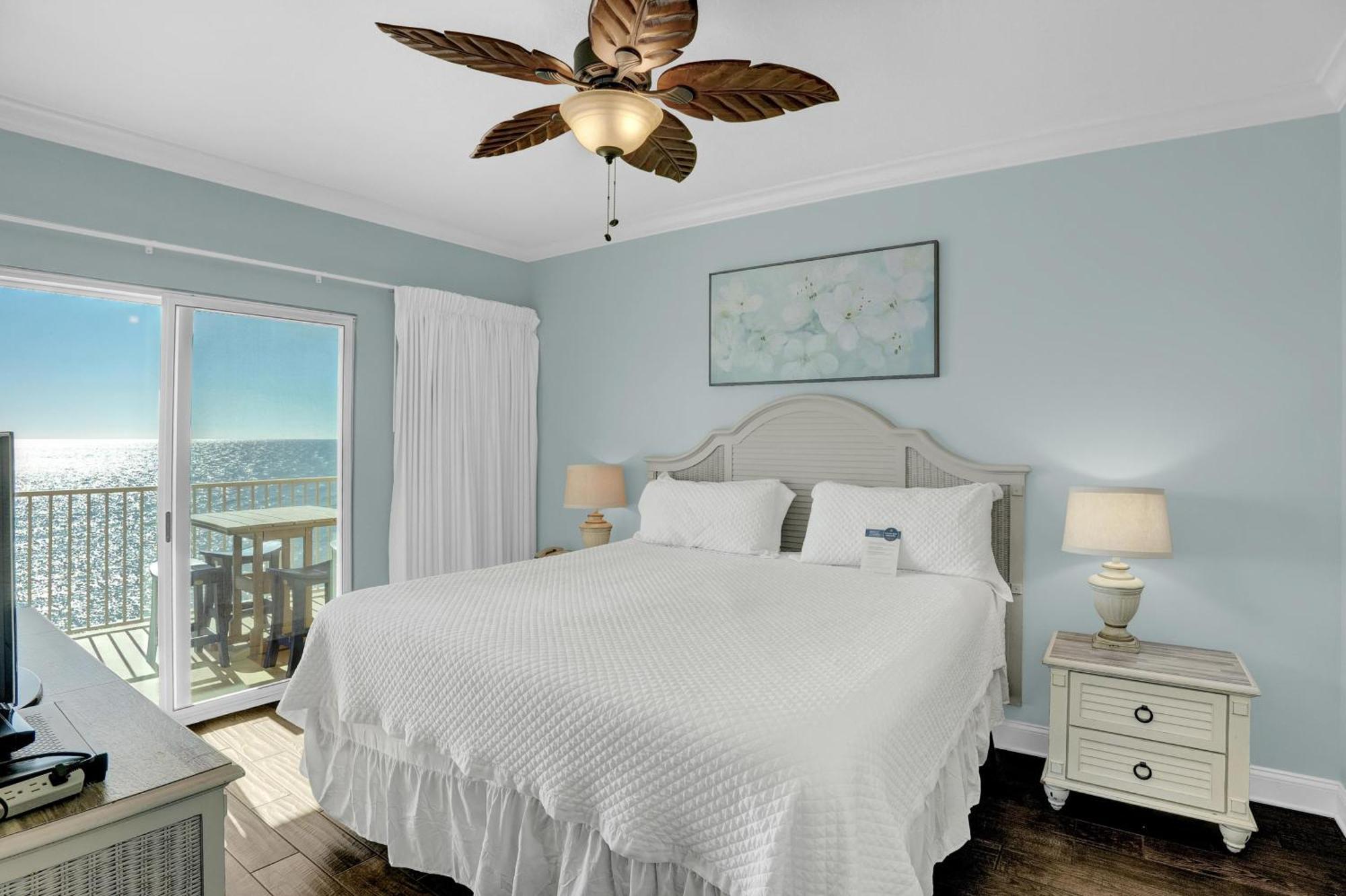 Crystal Shores 604 Holiday home *