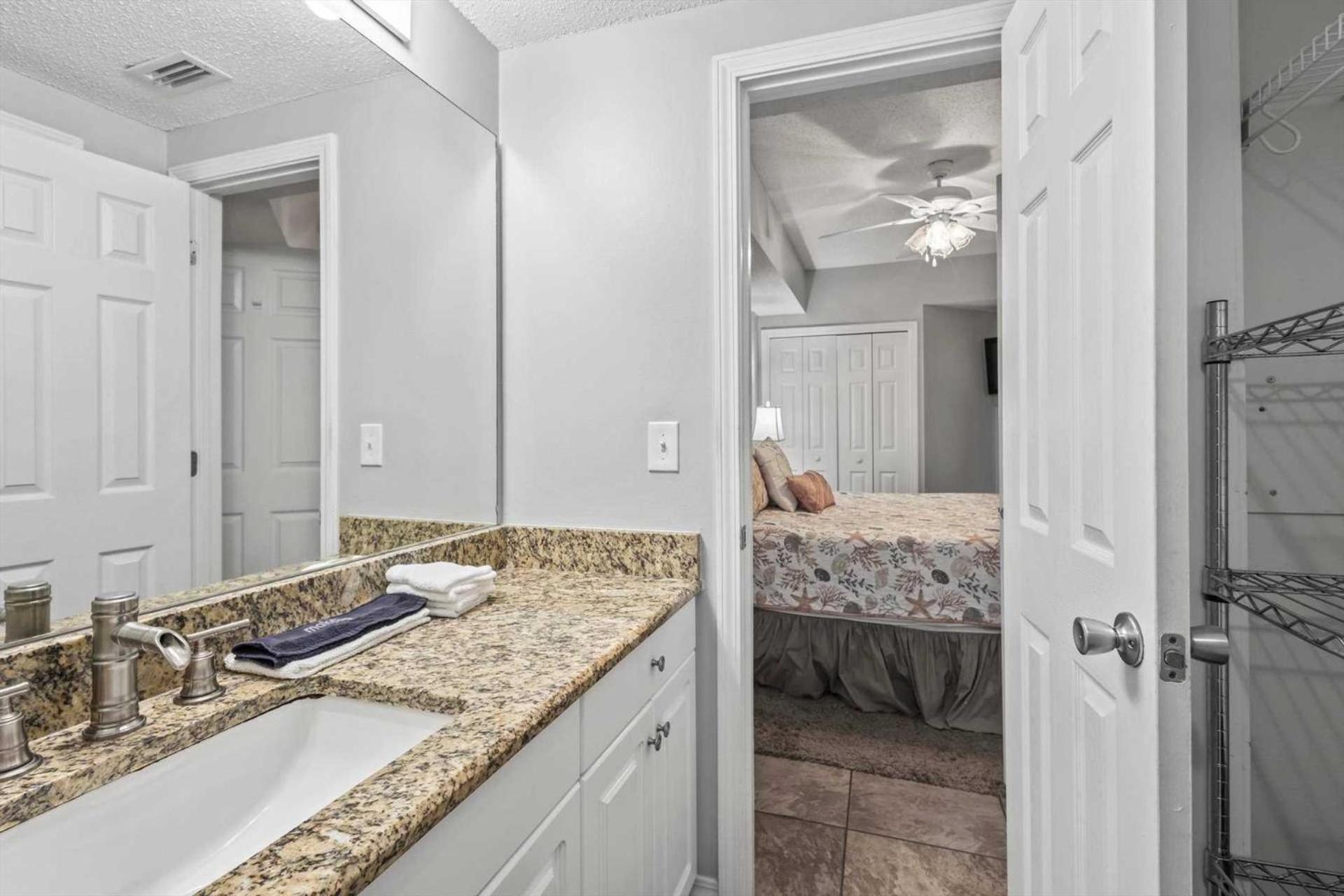 Caribbean 502 Apartment