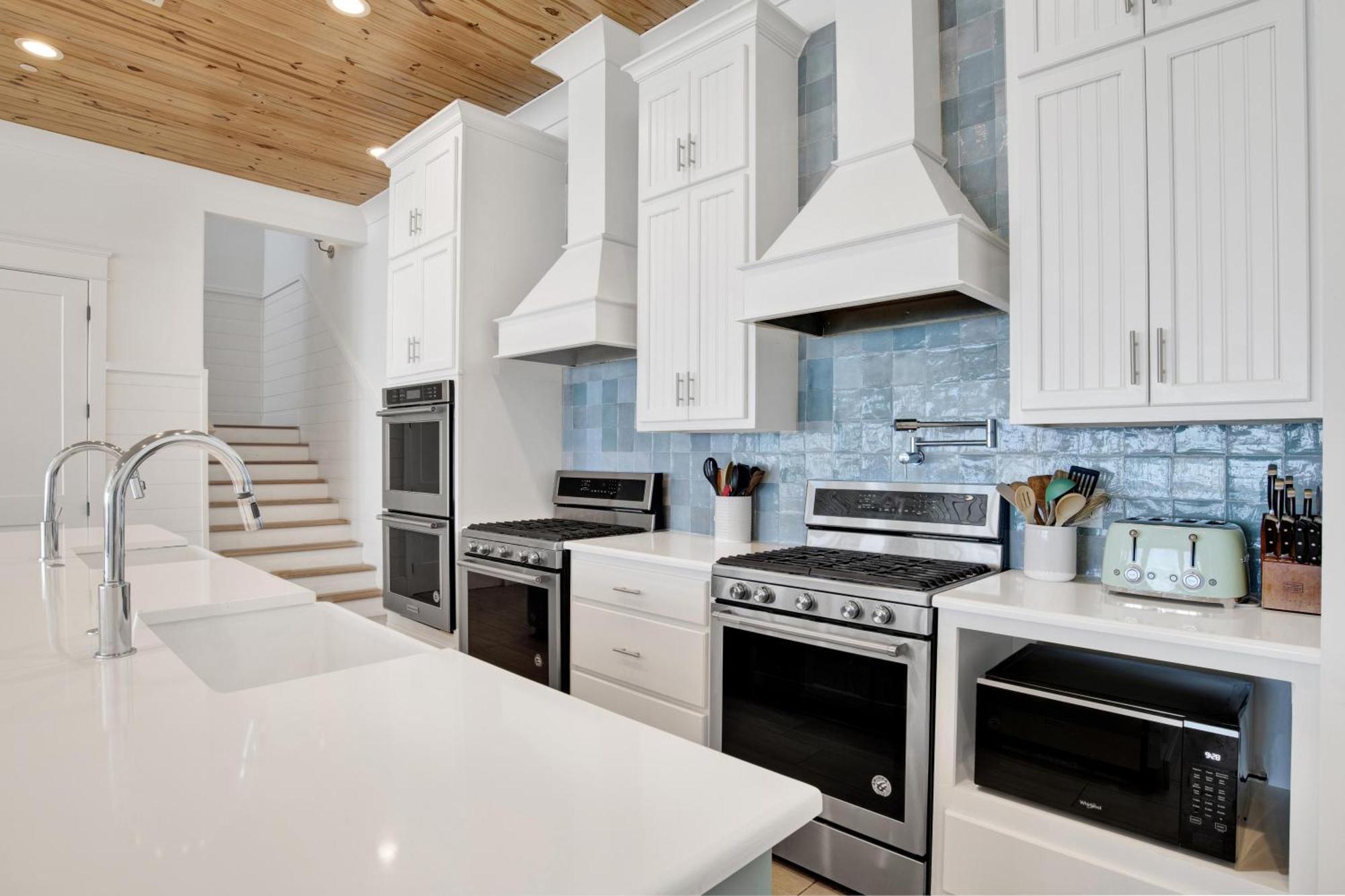Seaside West 12 Bdrm, 11,5 Bath, Private Pools, Sleeps 36 * Gulf Shores