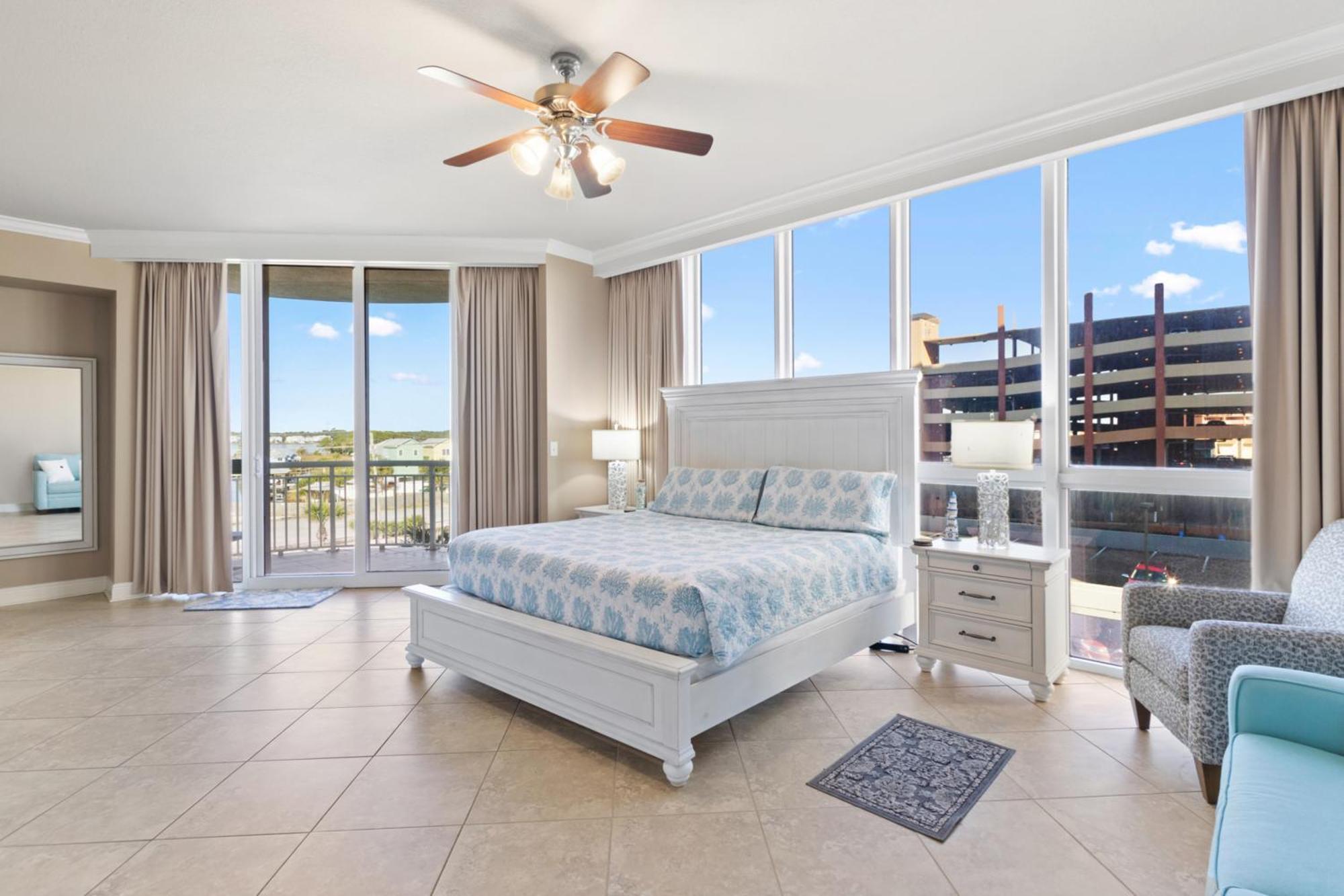 Luxury Penthouse Style Apartment *
