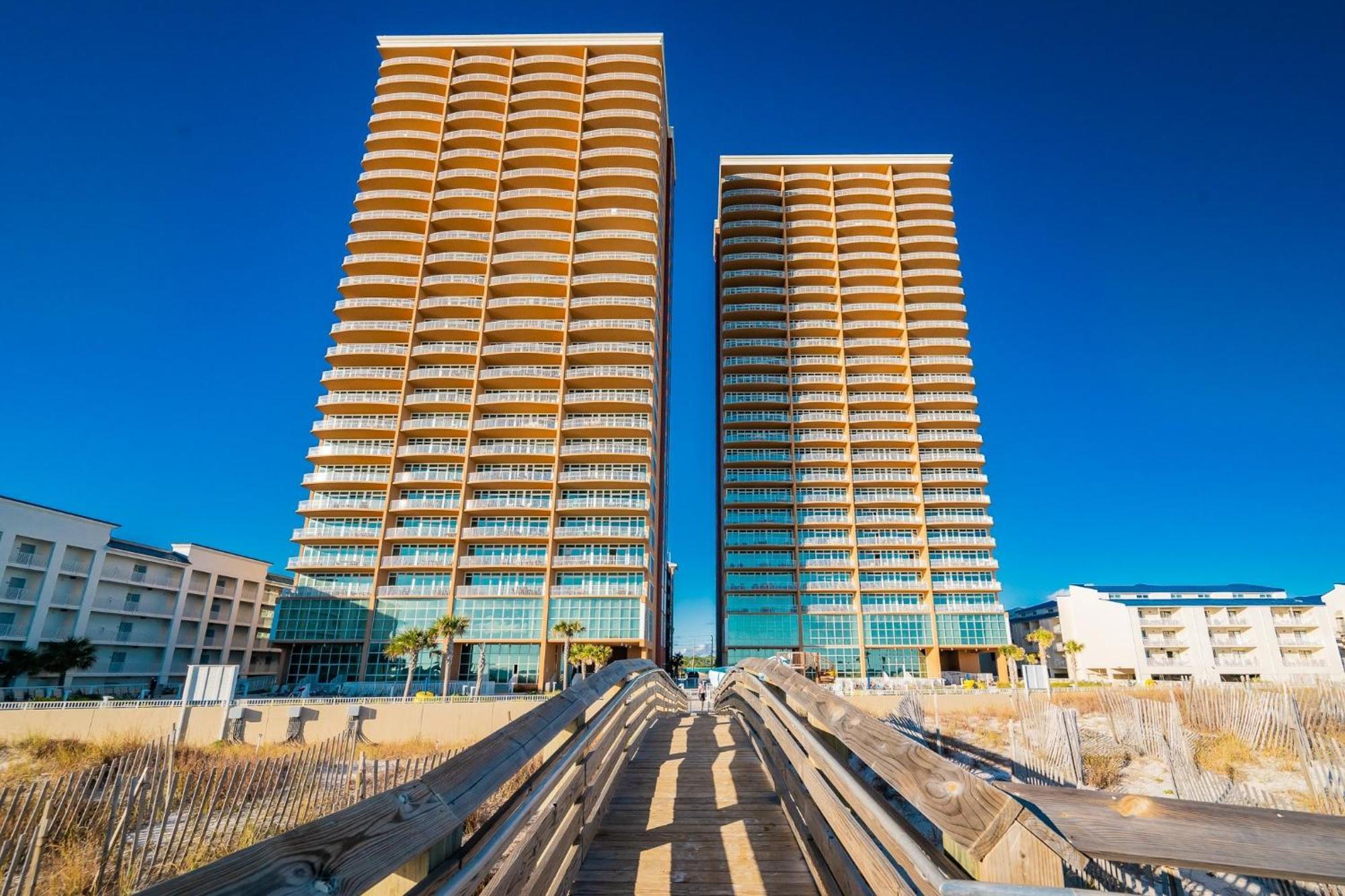 Phoenix Gulf Towers 2605