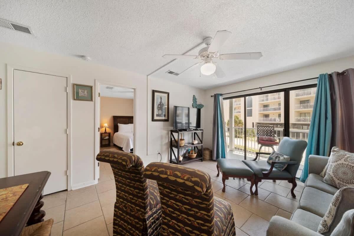 Romar 108 By Current Tides Vacation Holiday home *
