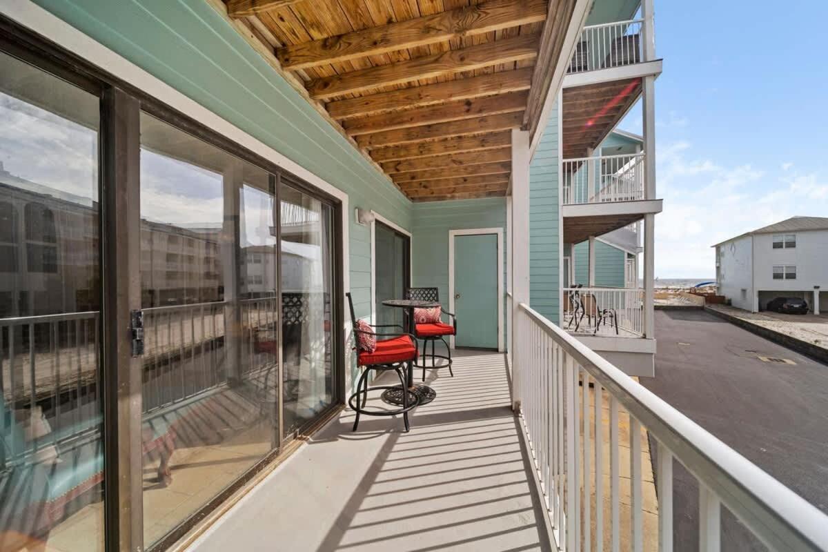 Romar 108 By Current Tides Vacation Holiday home Gulf Shores