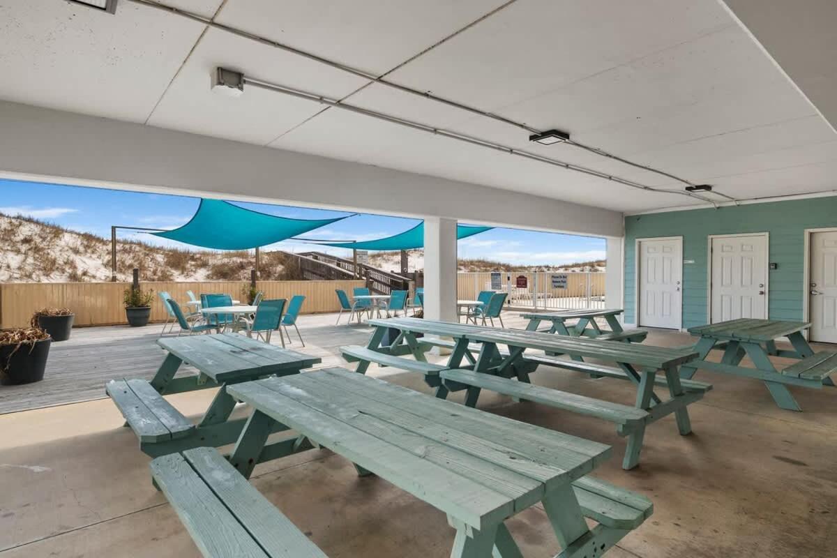 Romar 108 By Current Tides Vacation Holiday home