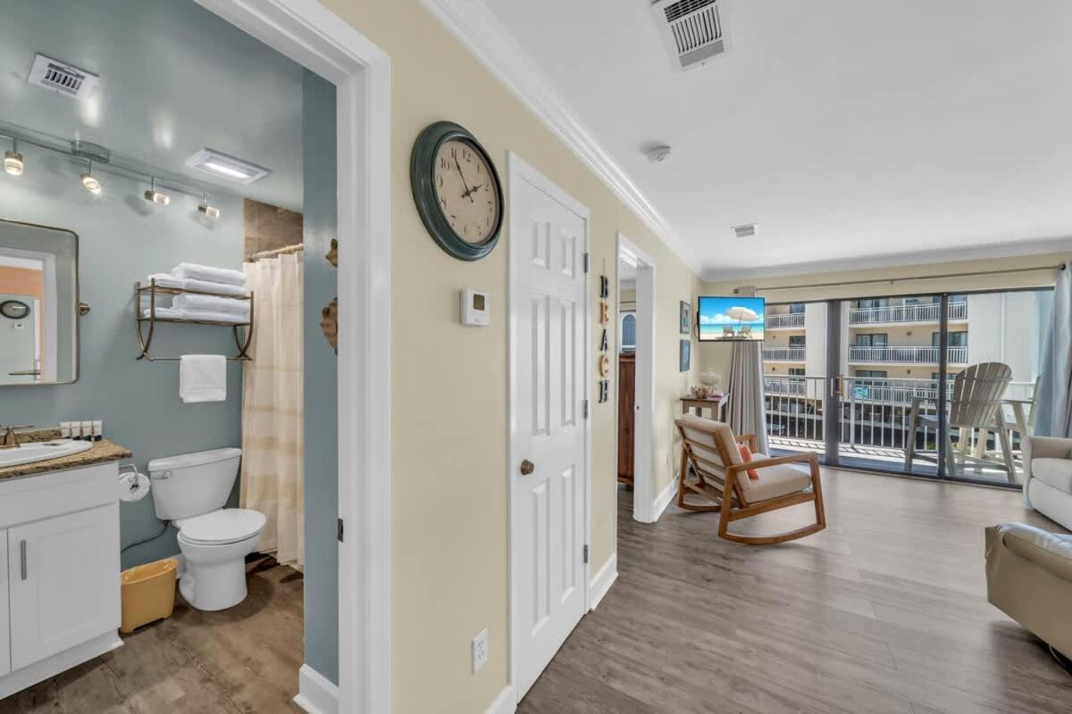 Romar 208 By Current Tides Vacation Holiday home