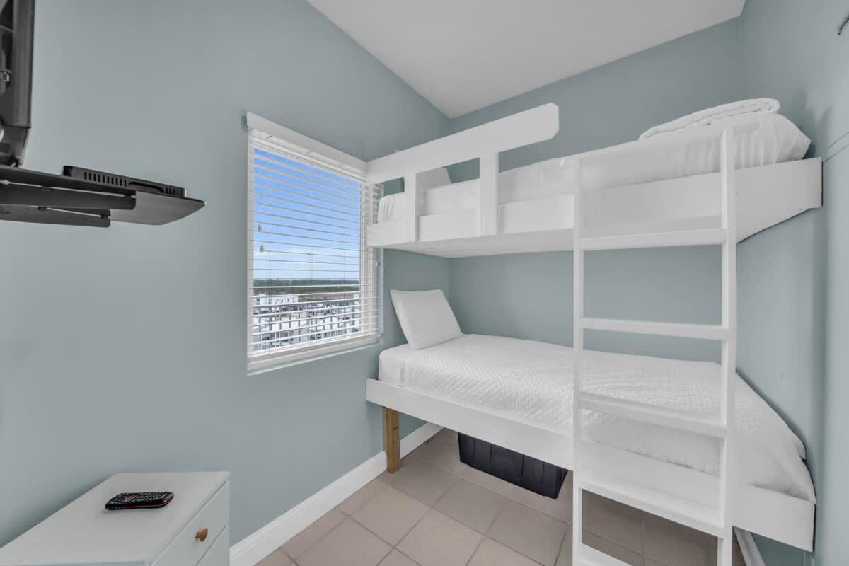 Lighthouse 716 By Current Tides Vacation