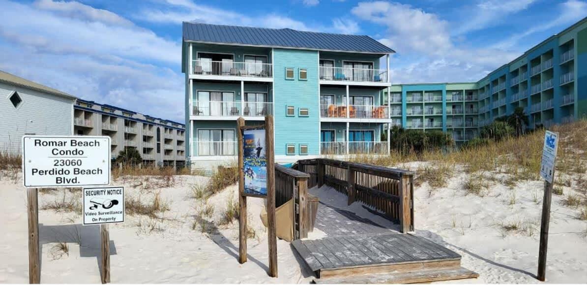Romar 310 By Current Tides Vacation Holiday home