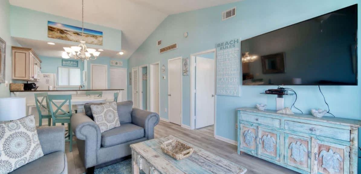 Romar 310 By Current Tides Vacation Holiday home