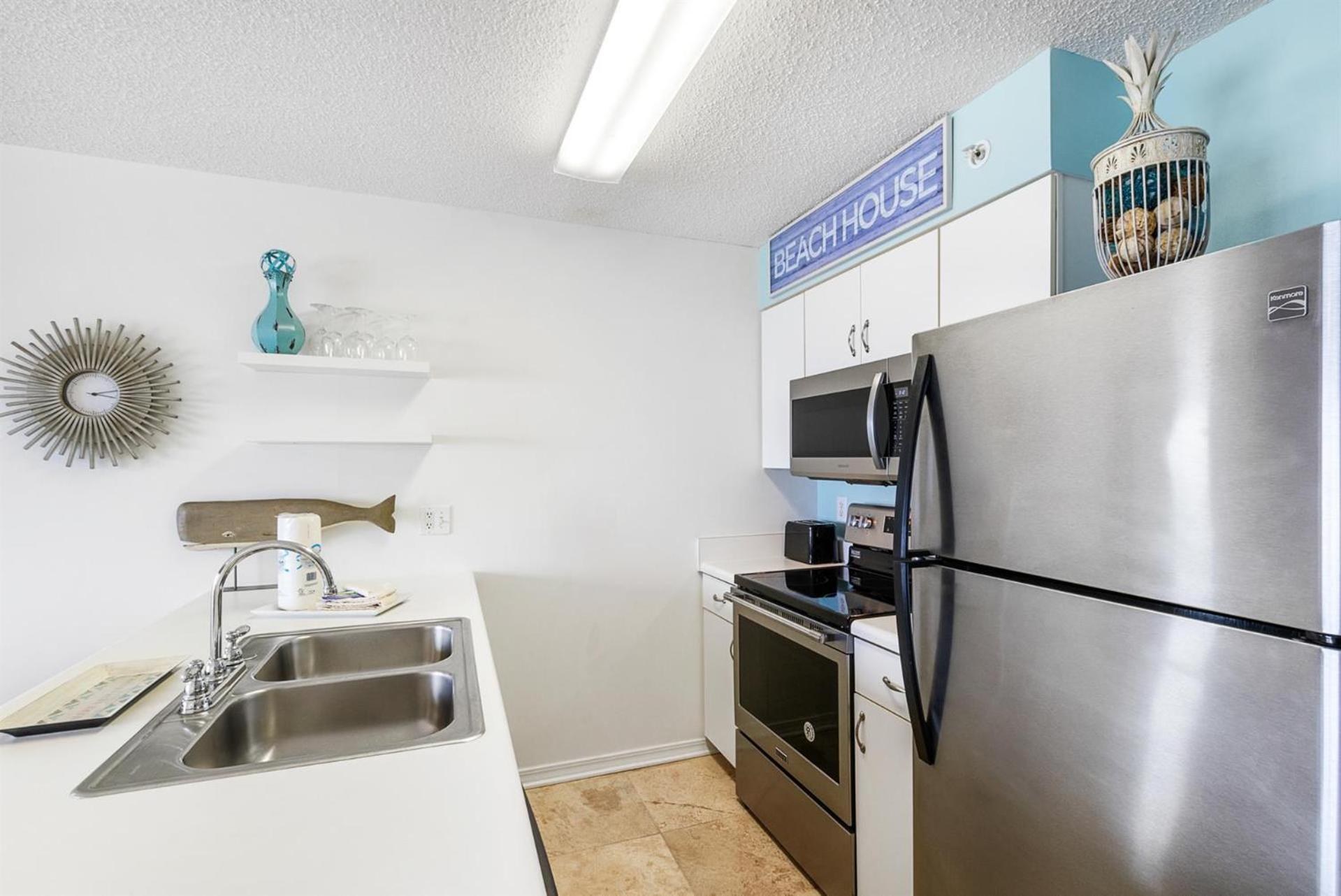 Royal Palms 604 *
