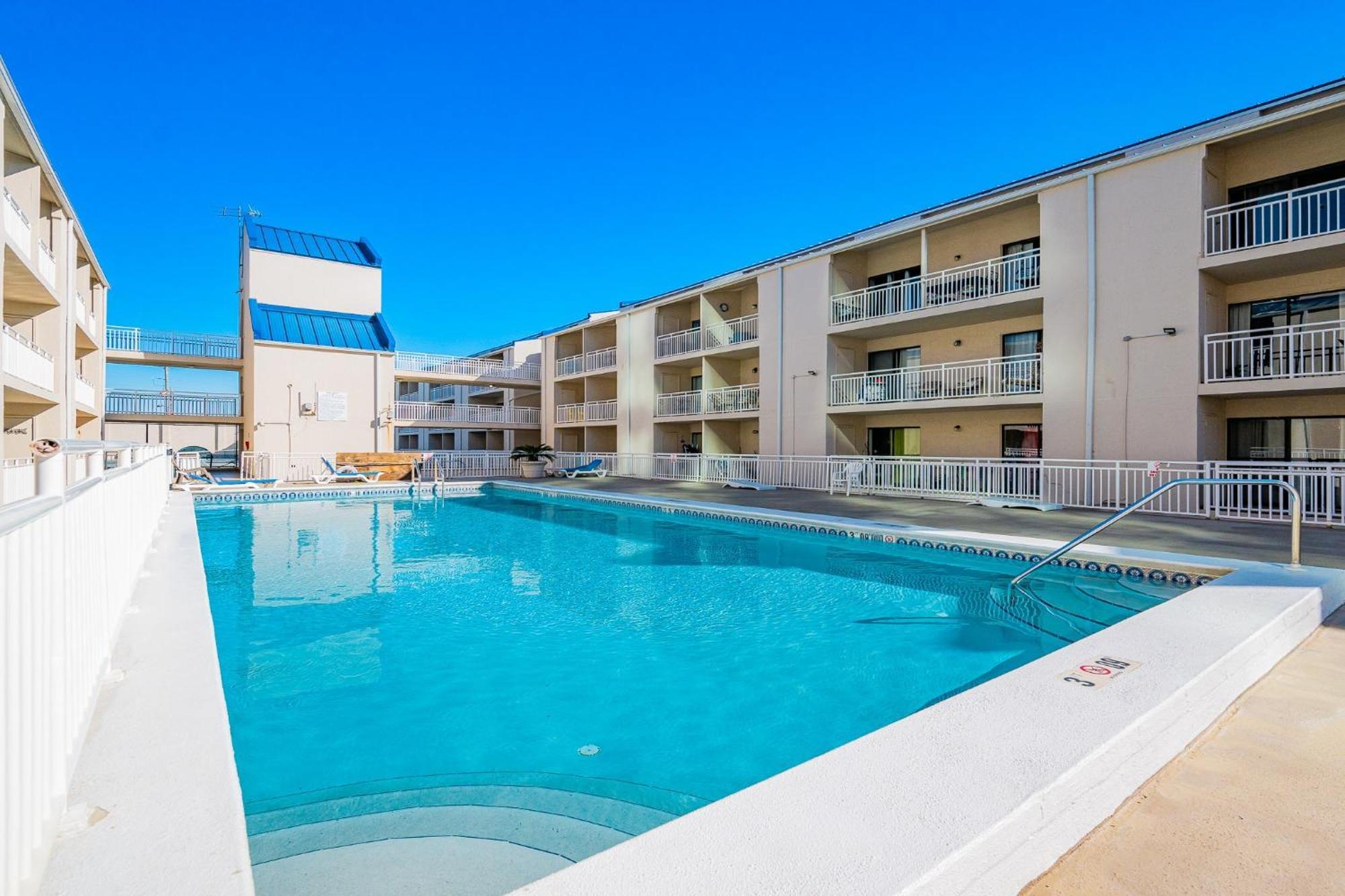 Apartment Sugar 353