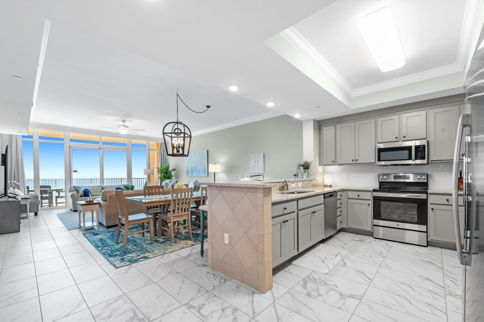 Phoenix Gulf Towers 2207 Apartment