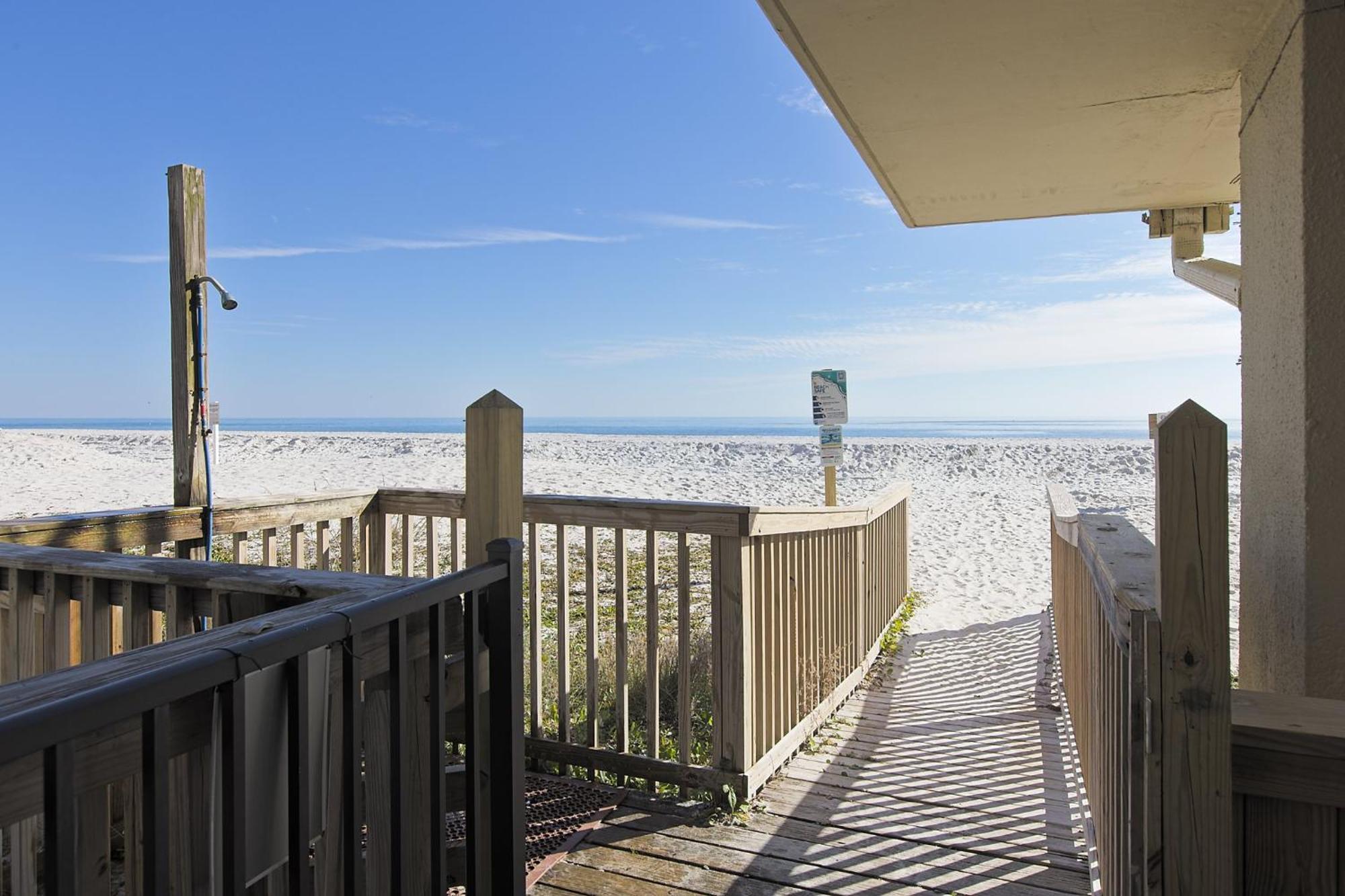 Gulf Village 315