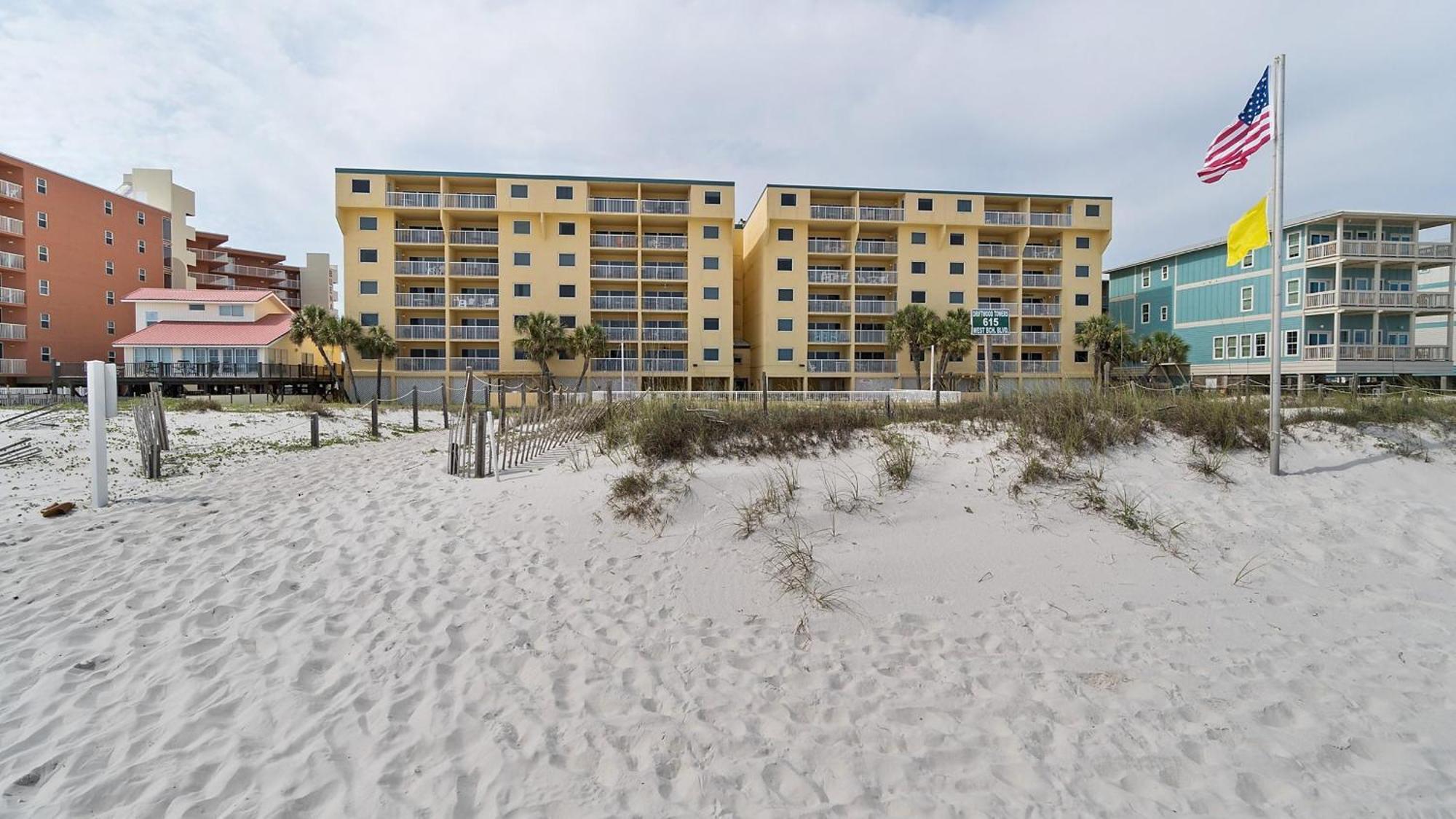 Holiday home Driftwood Towers 4e