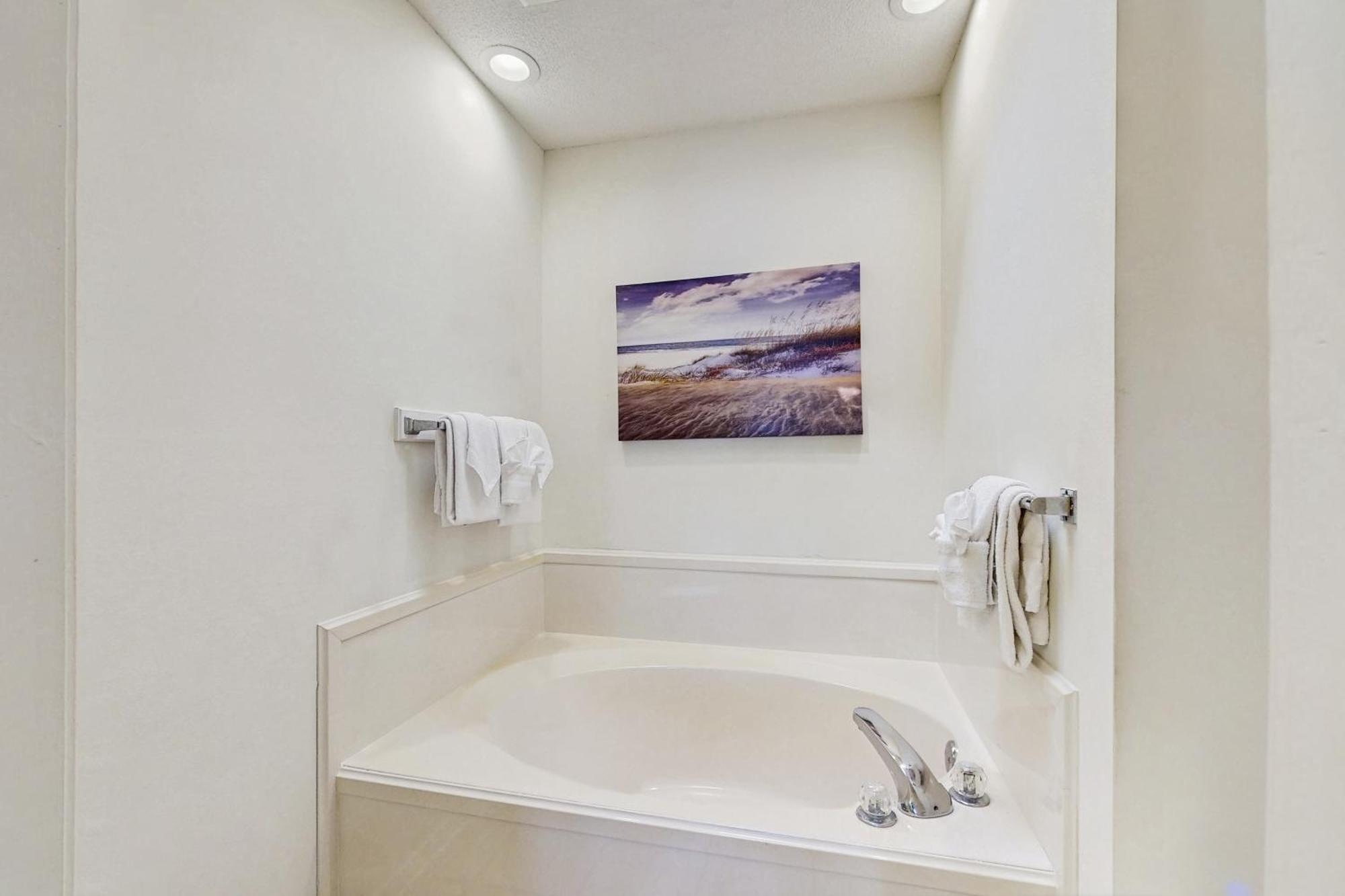 Sundance East & West Holiday home *