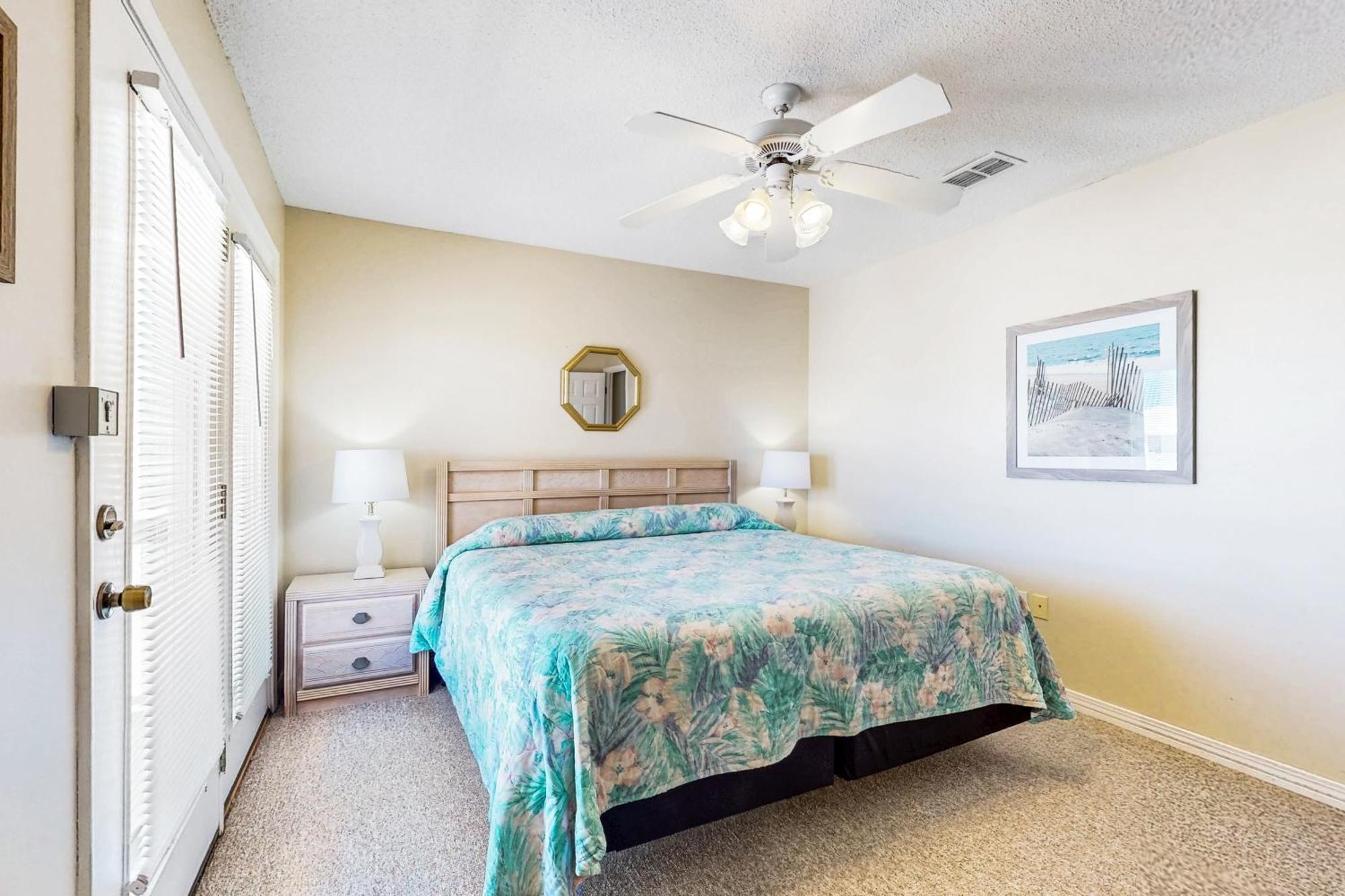 Sundance East & West Holiday home *