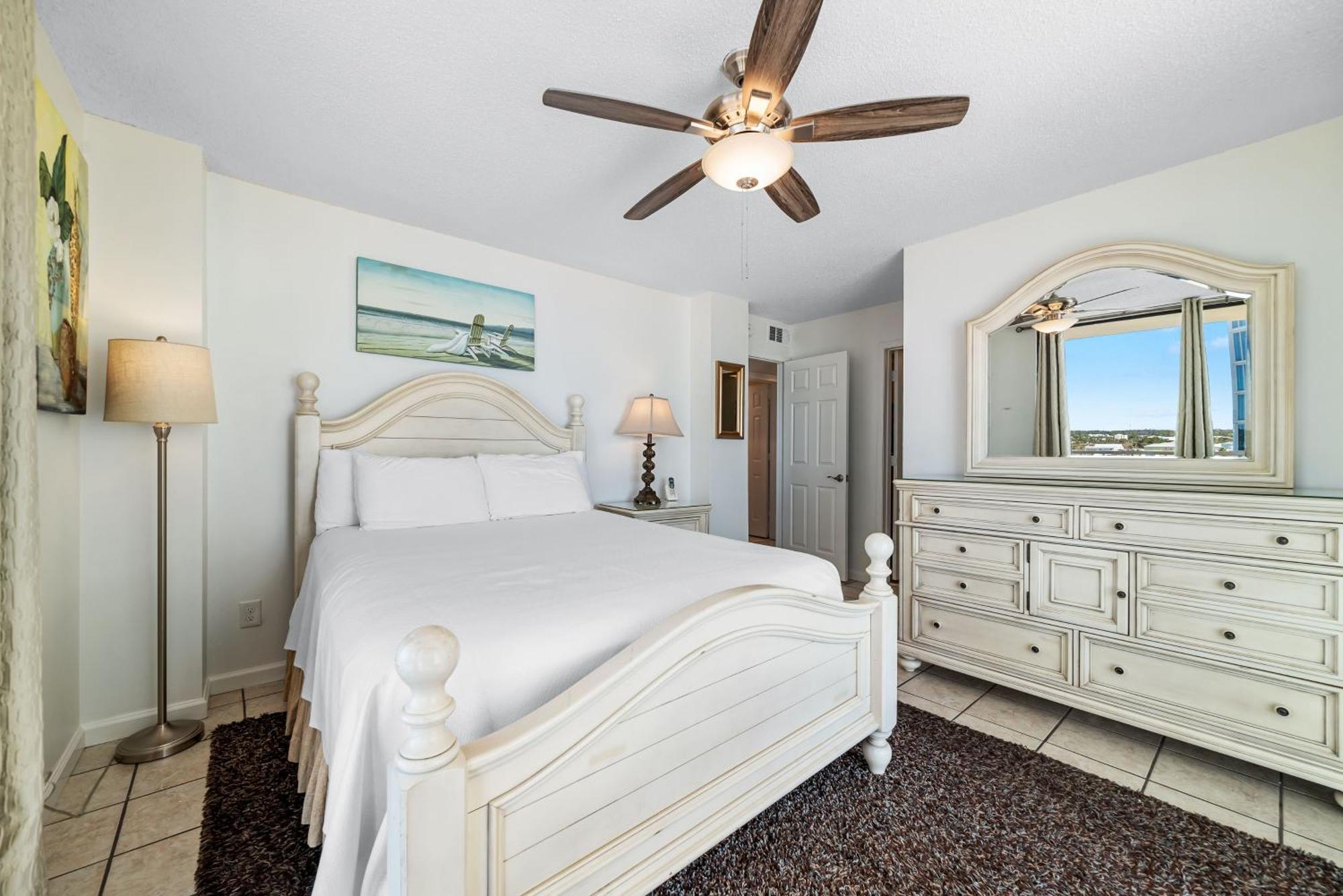 Whaler 7b Holiday home *