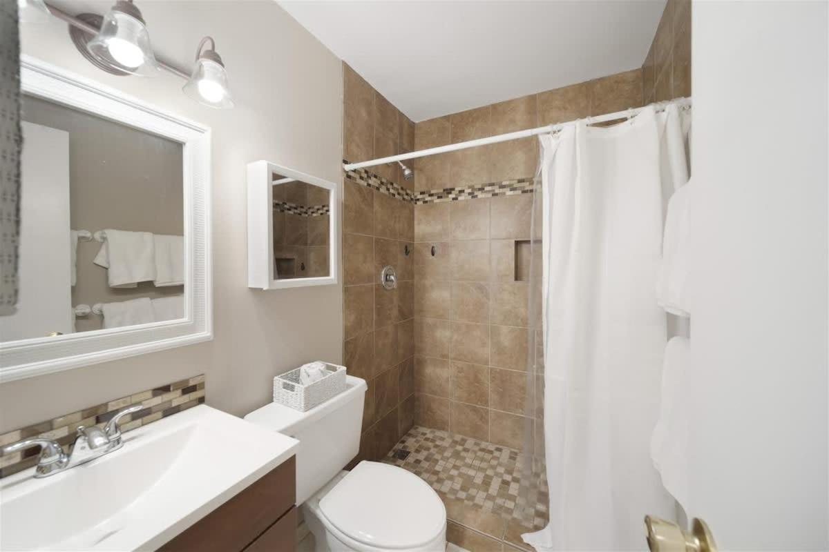 Holiday home Front 101 Your Spacious Beachside Retreat Gulf Shores