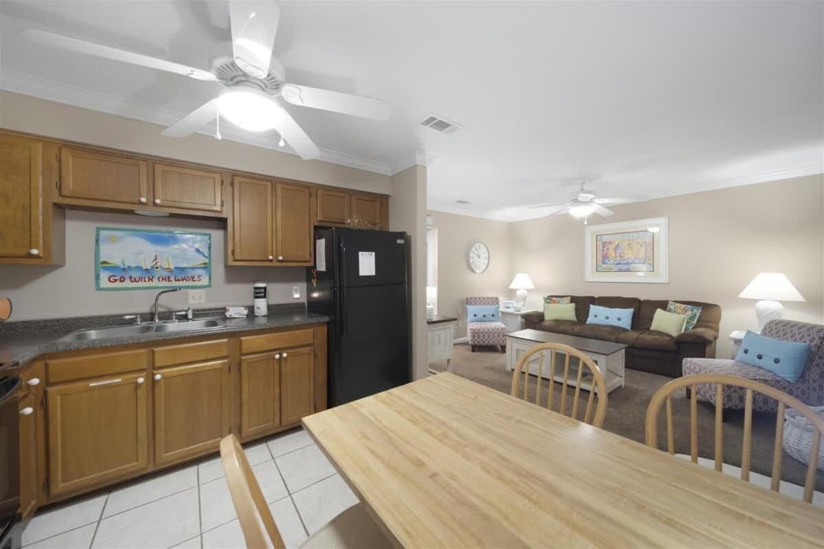Front 101 Your Spacious Beachside Retreat Holiday home