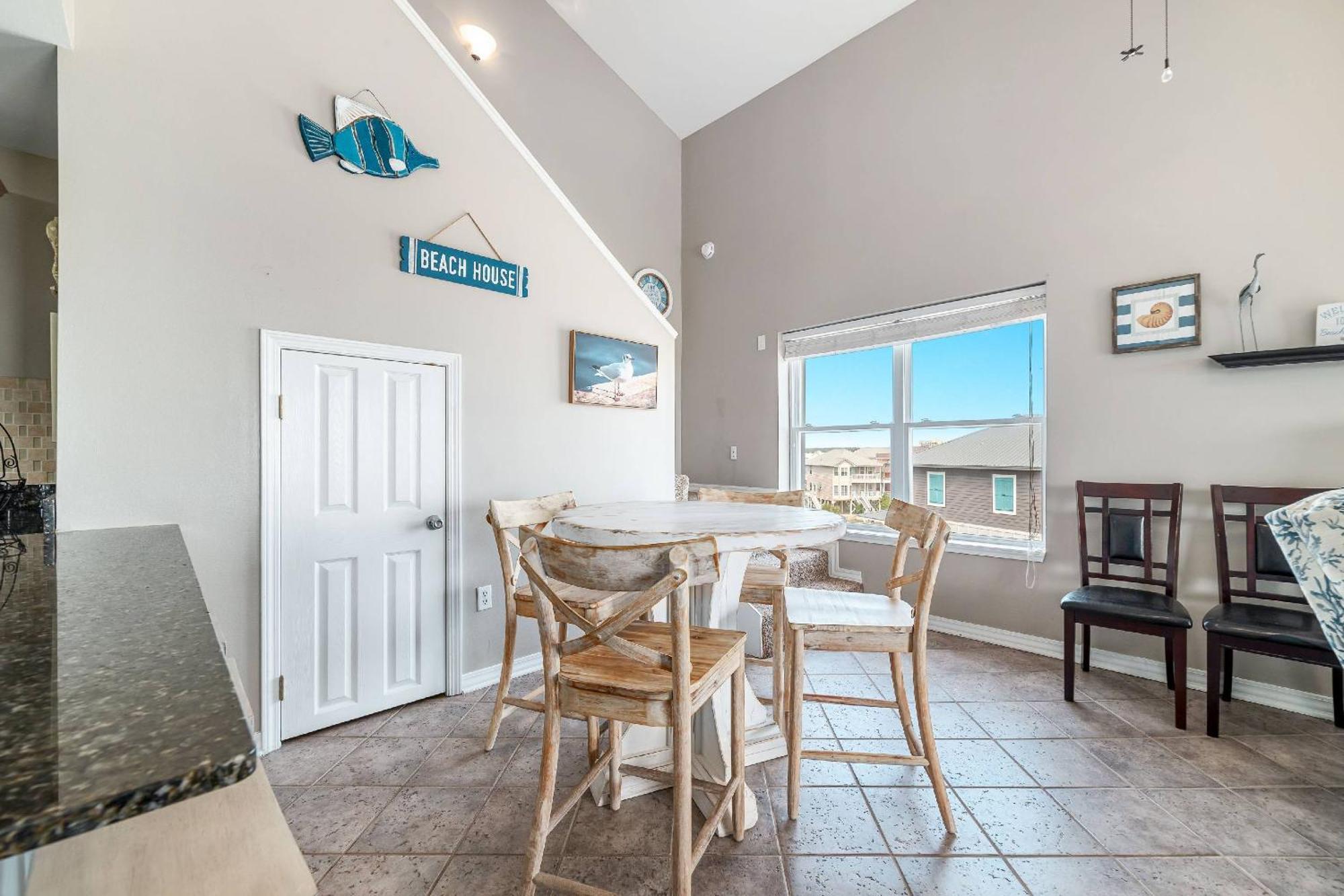 Lagoon Landing 301