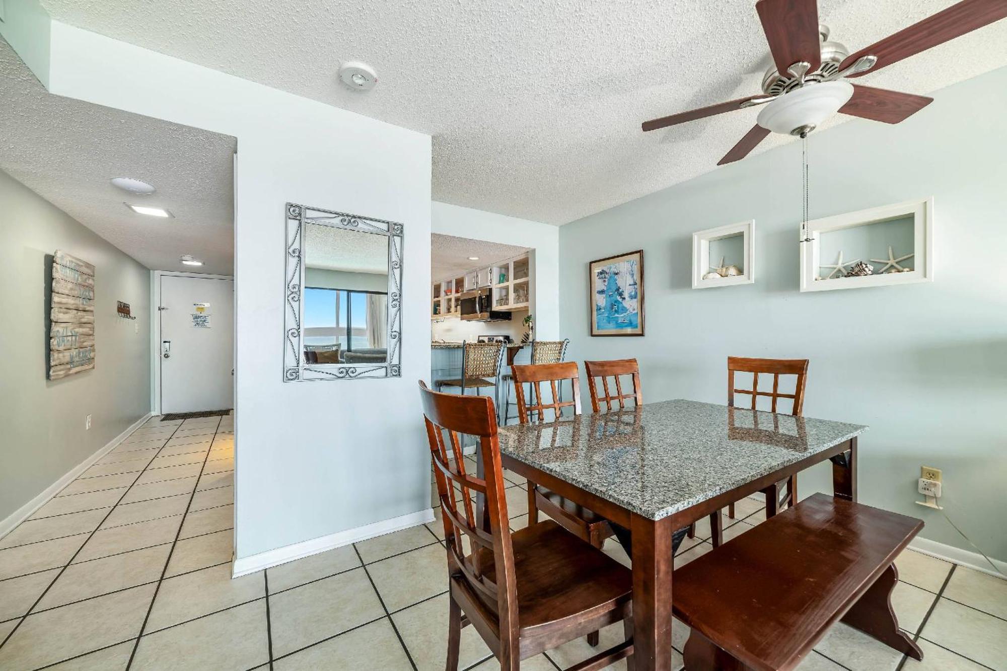 Edgewater West 23 *