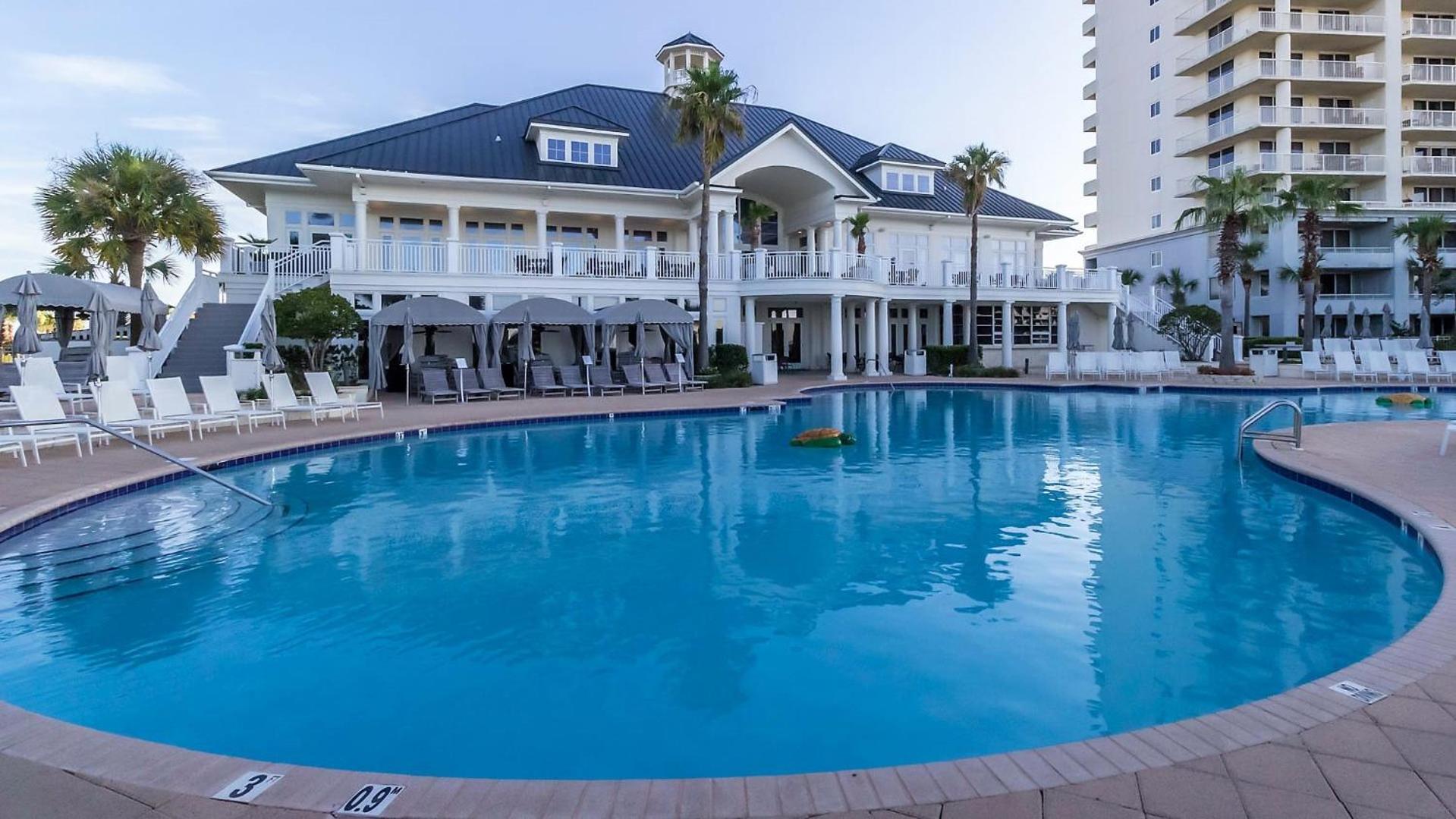 Doral 103 - Charming Beachfront / Ground Floor Condo! Apartment
