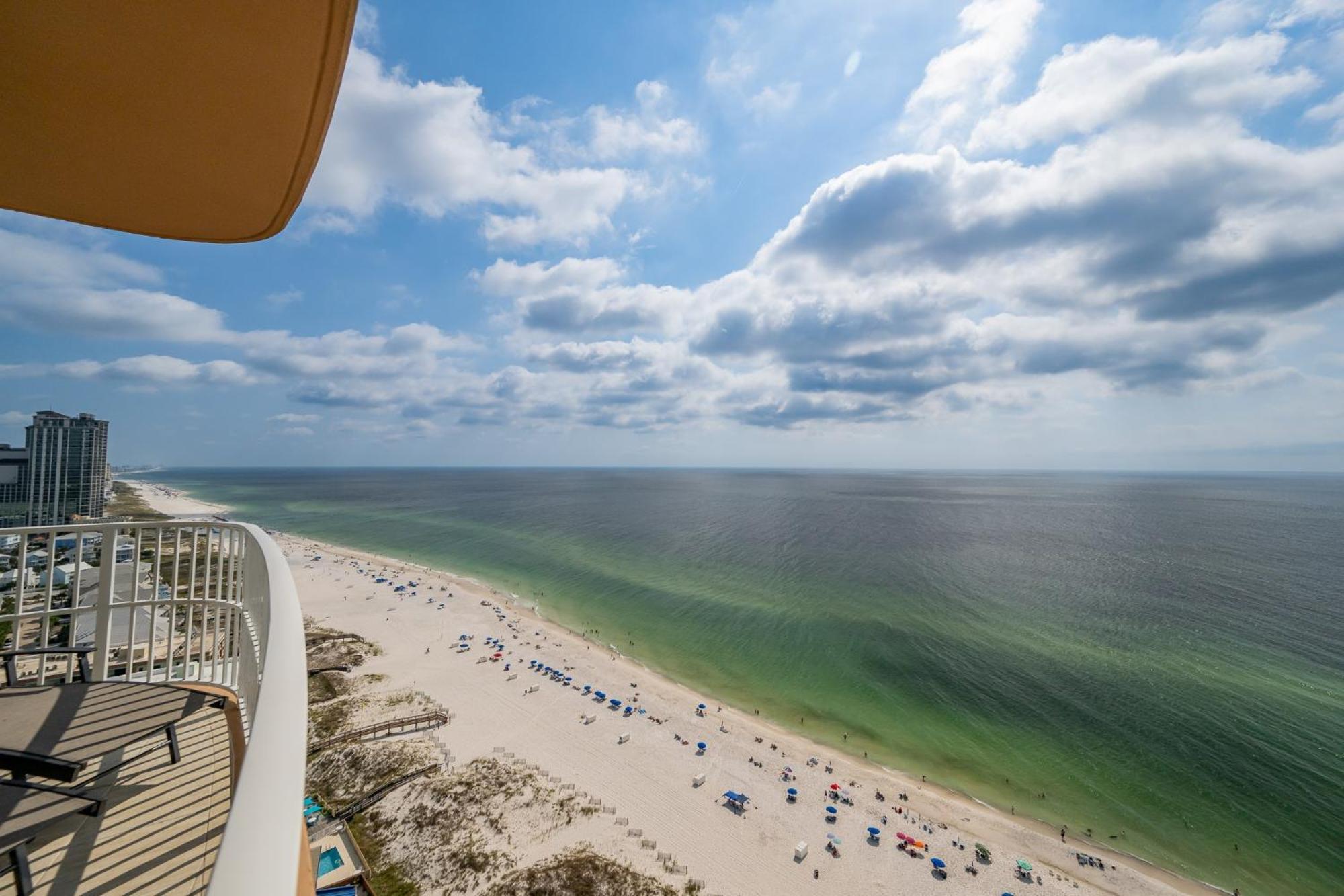 Phoenix Gulf Towers 2108 Apartment