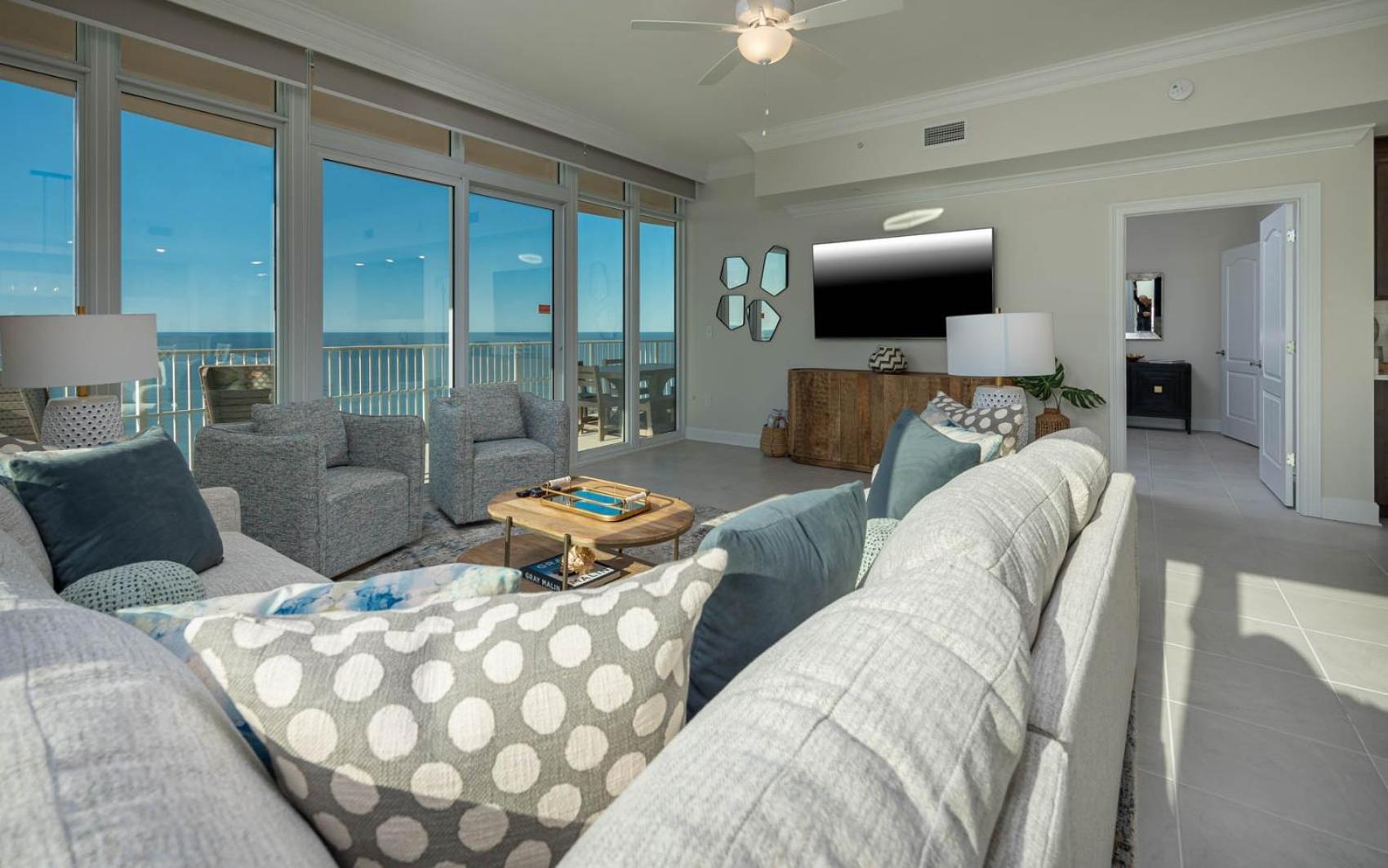 Phoenix Gulf Towers 2104 Apartment
