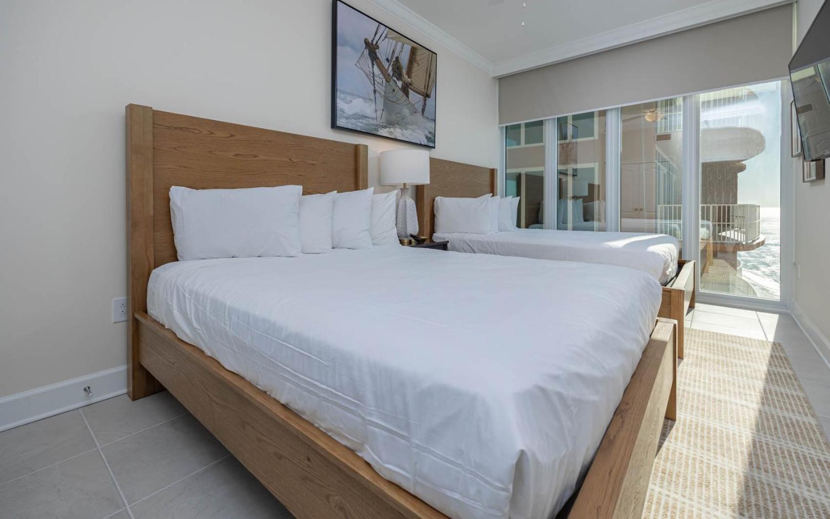 Phoenix Gulf Towers 2104 Apartment *