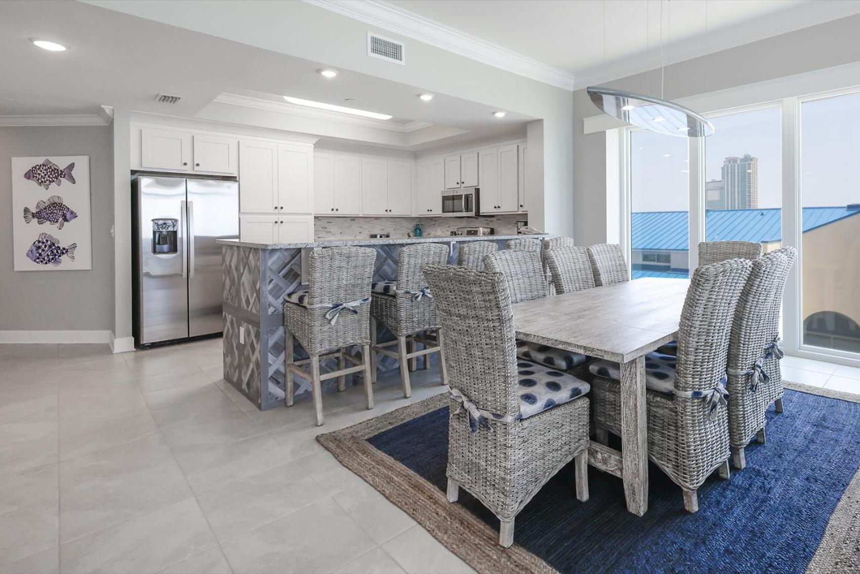 Phoenix Gulf Towers 408 Apartment