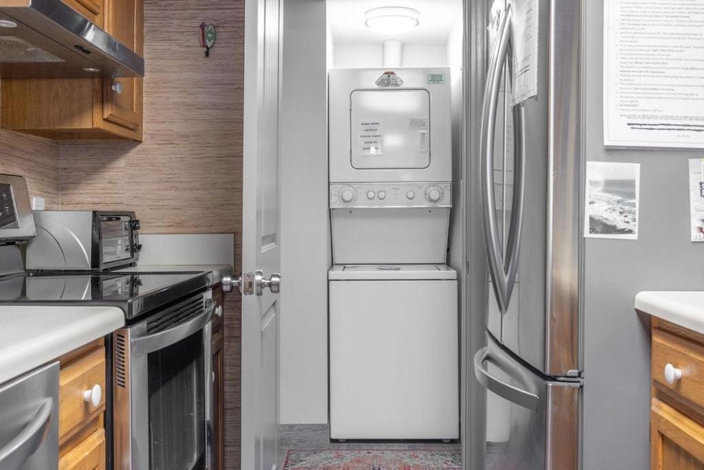 Gulf Tower Unit 8b