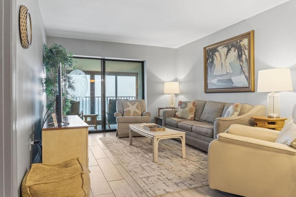 Gulf Tower Unit 8b Apartment *