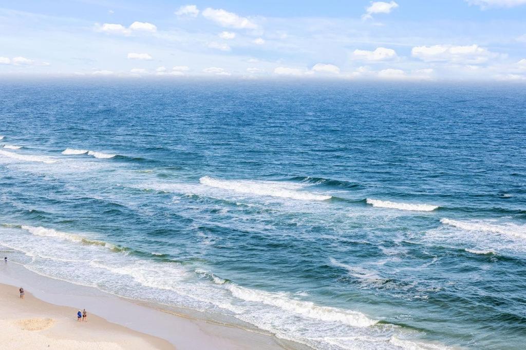 Crystal Shores 1104