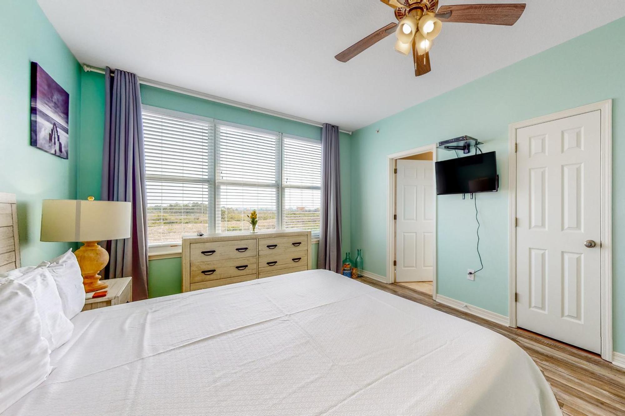 Navy Cove Harbor * Gulf Shores