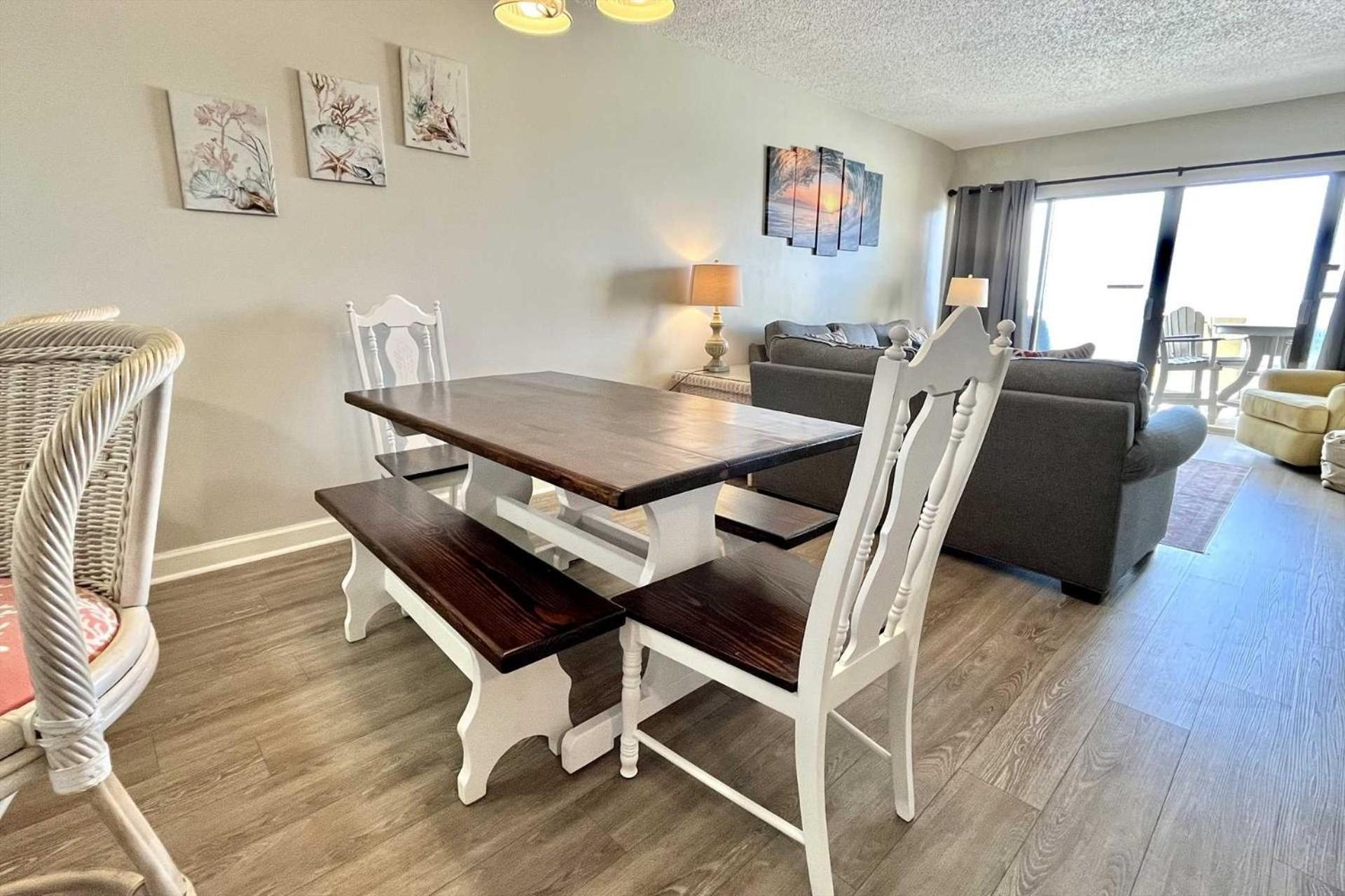 Tropical Winds 303 Apartment
