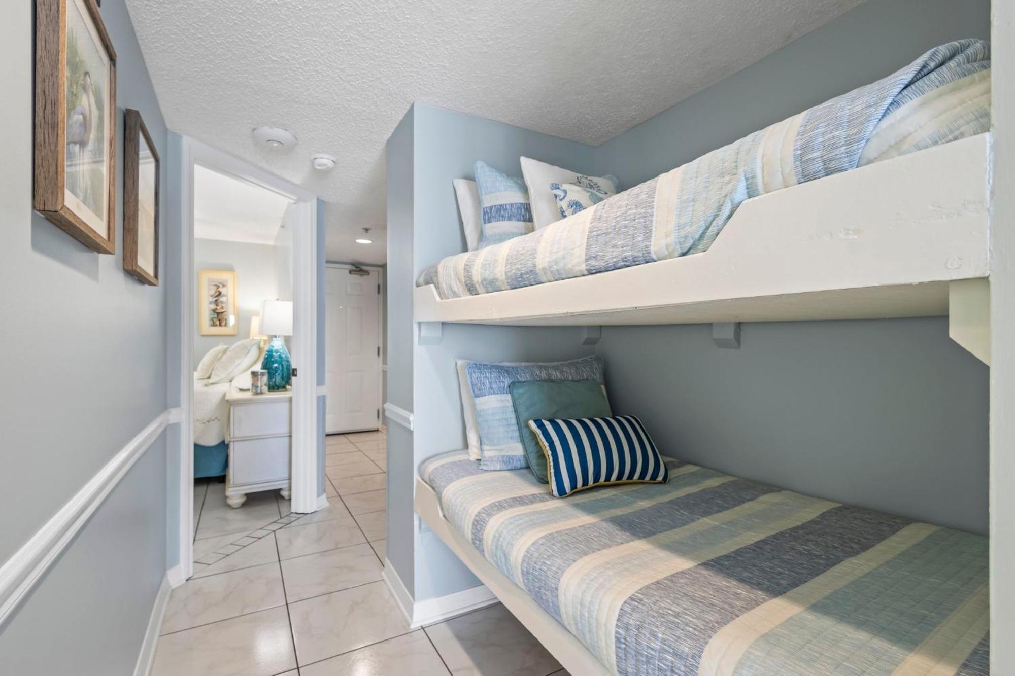Holiday home Royal Palms 704 *