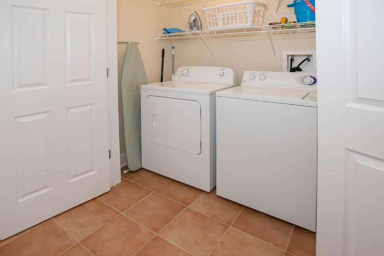 Crystal Shores West 1004 Holiday home