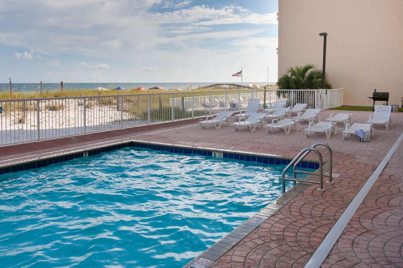 Holiday home Tropical Winds 402