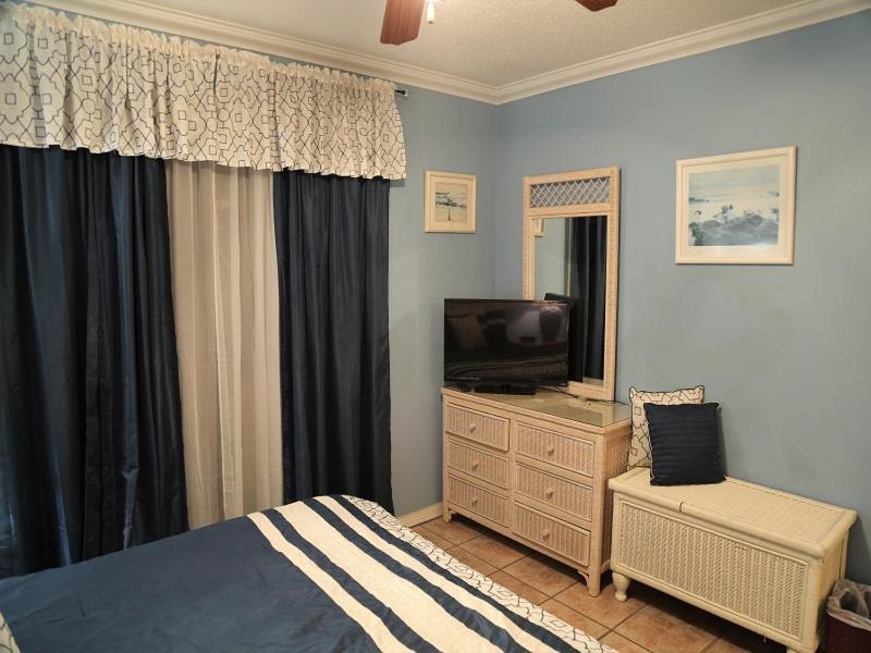 Southern Sands 305 Apartment *