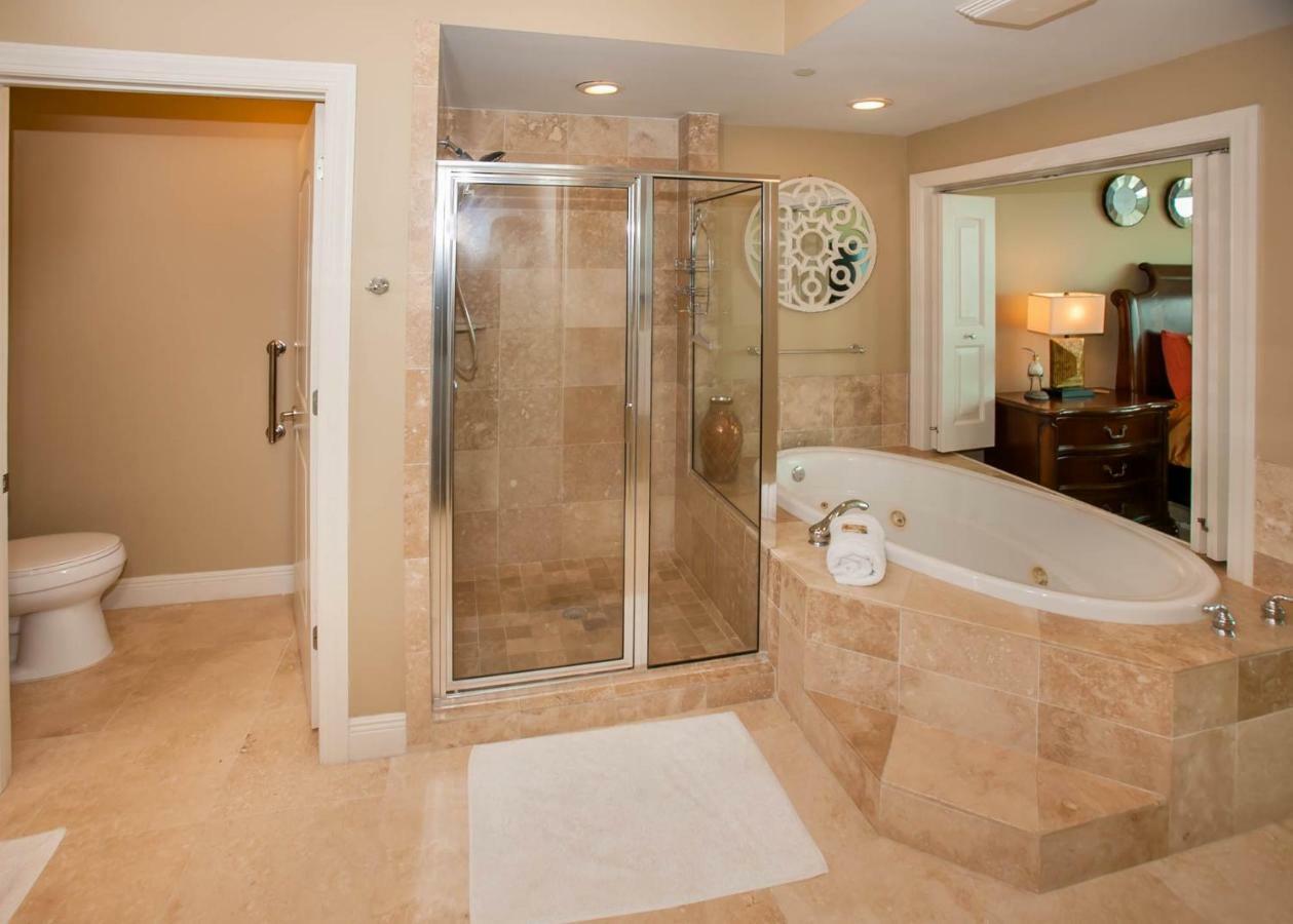 Mustique 801