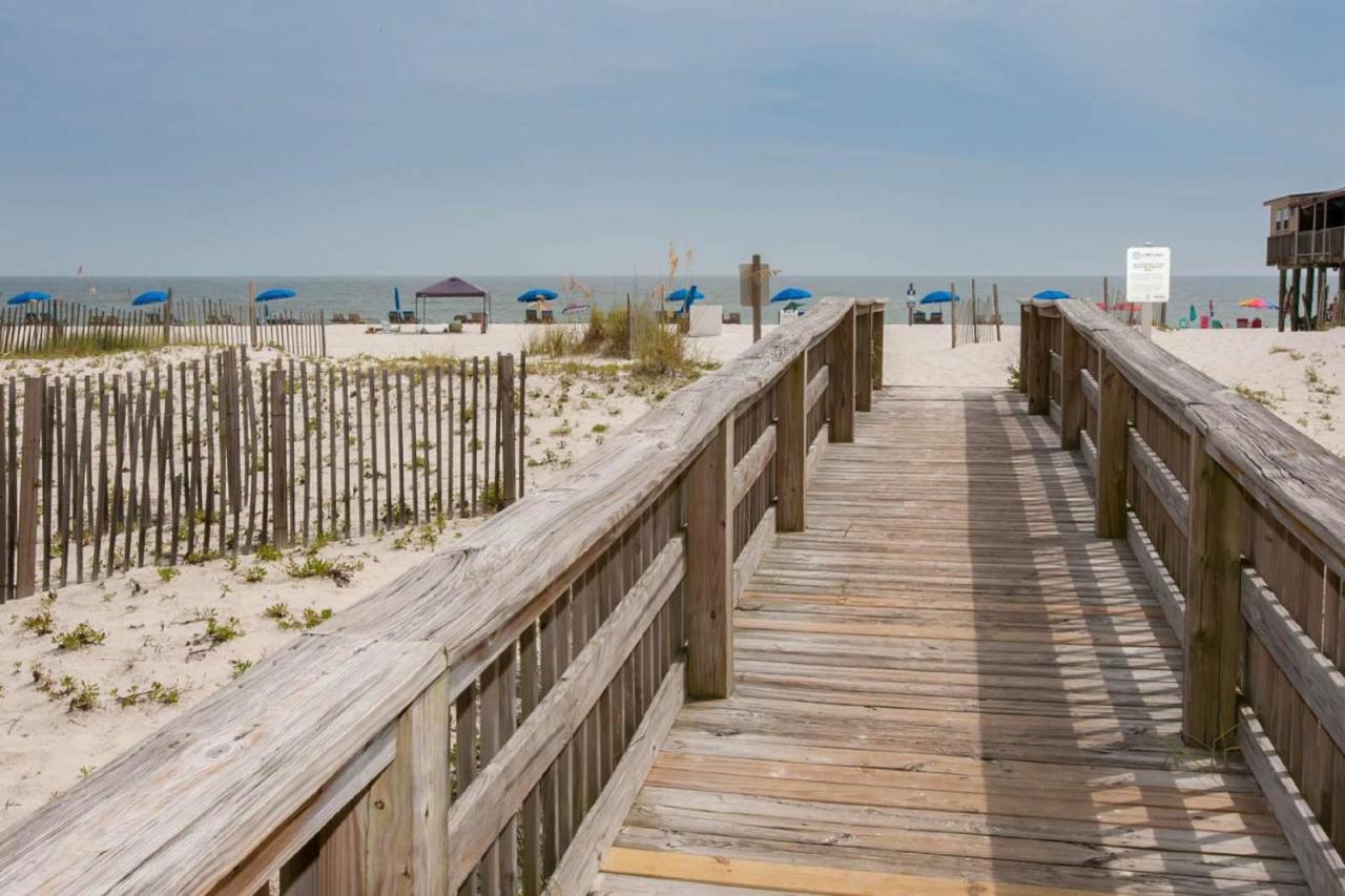 Boardwalk 286 *