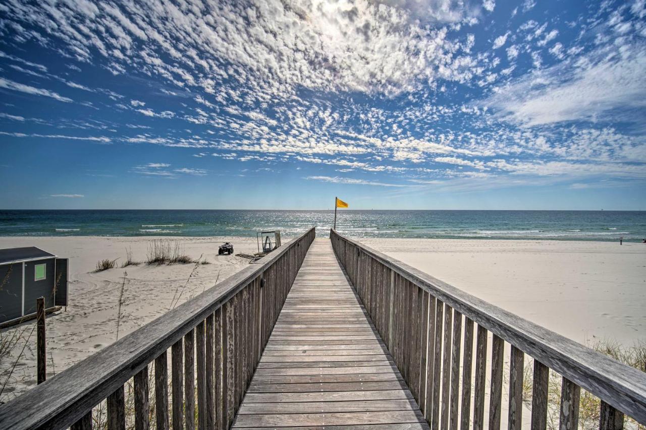Waterfront Escape With Amenities!