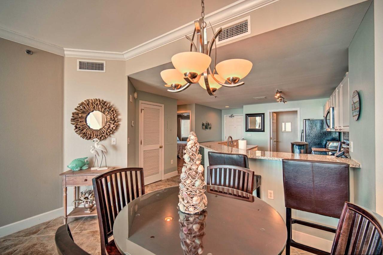 Waterfront Escape With Amenities! Apartment